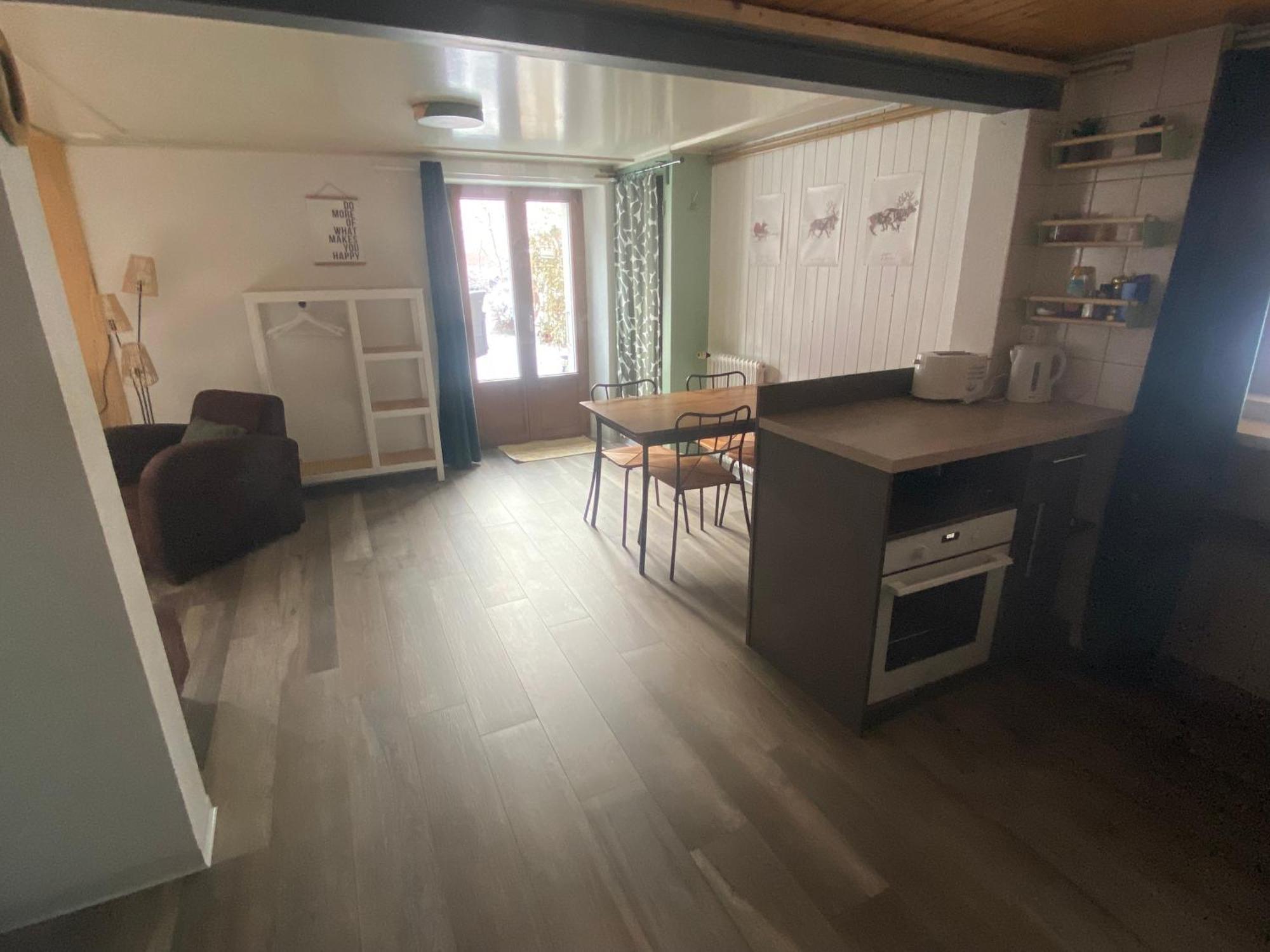 Apartment De La Robella