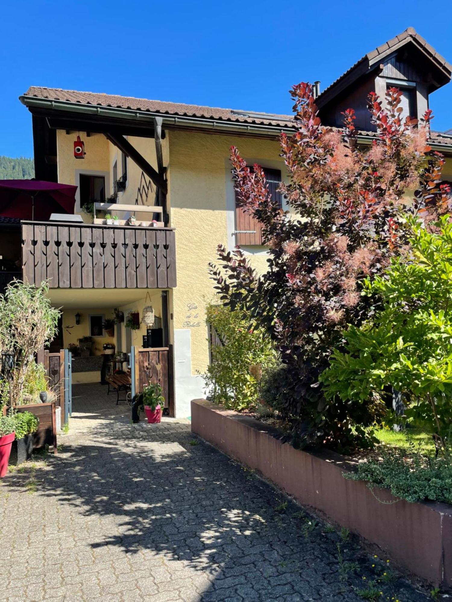 De La Robella Apartment Buttes