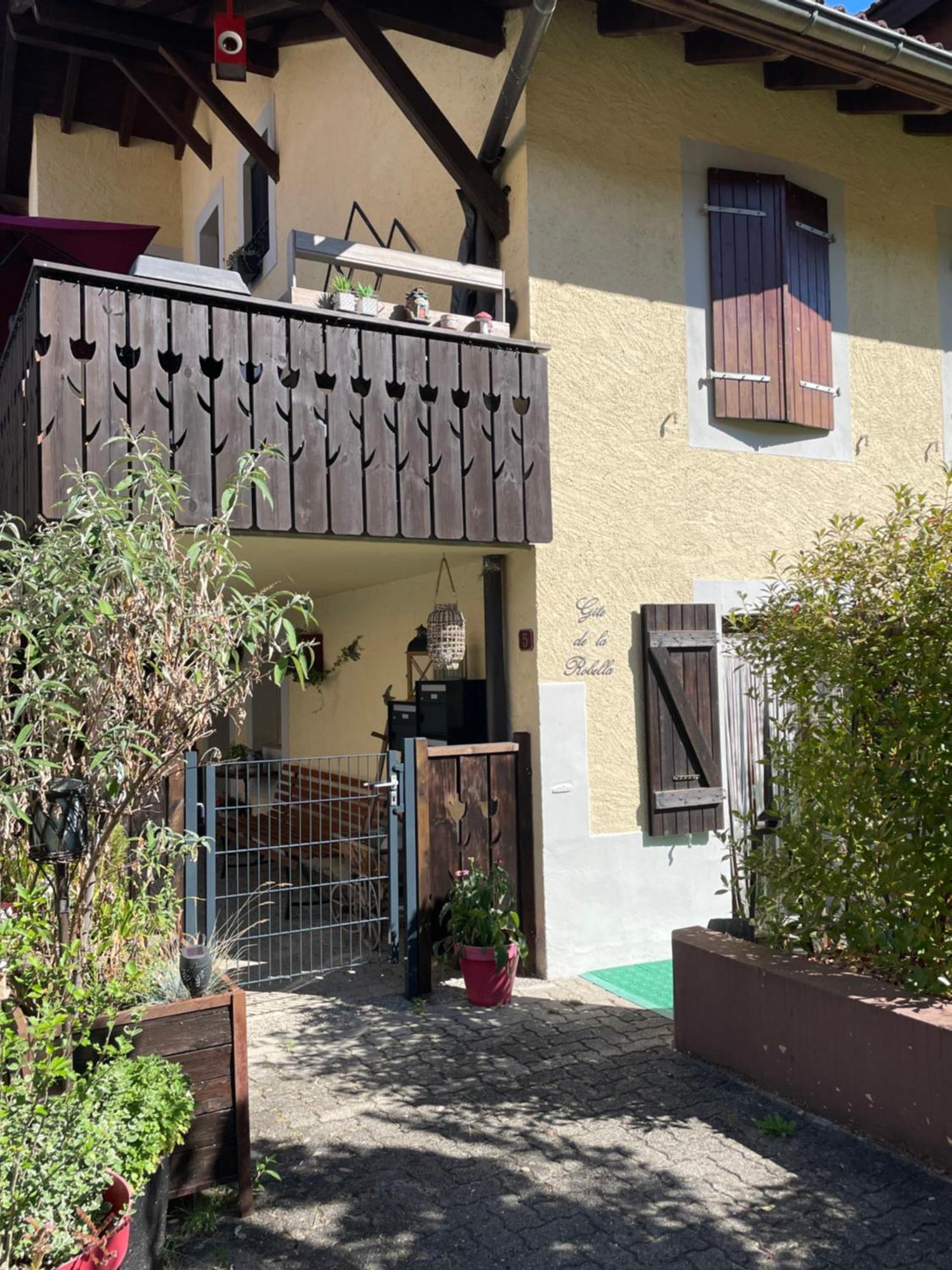 Apartment De La Robella *
